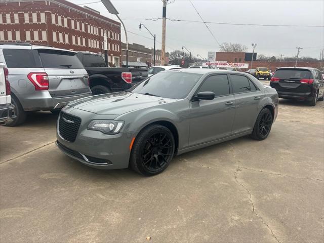 2019 Chrysler 300 Touring