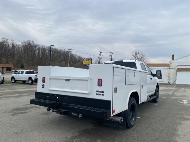 2024 RAM Ram 3500 Chassis Cab RAM 3500 TRADESMAN CREW CAB CHASSIS 4X4 60 CA