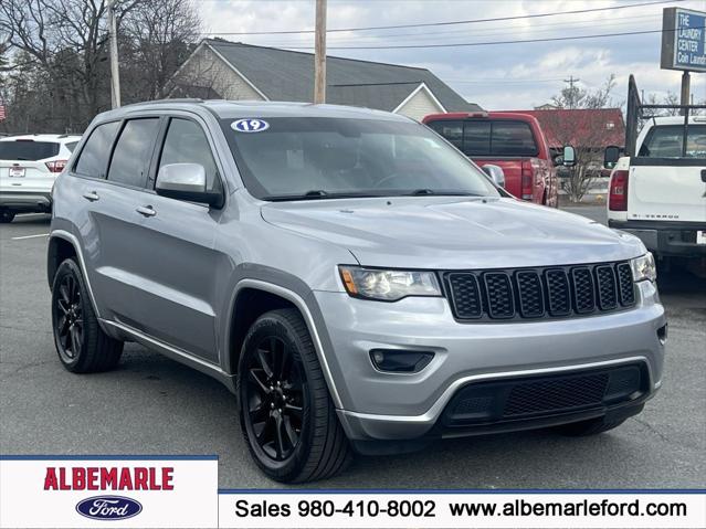 2019 Jeep Grand Cherokee Altitude 4x2