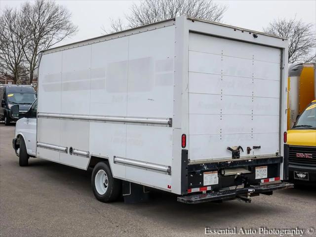 2019 GMC Savana Cutaway Work Van