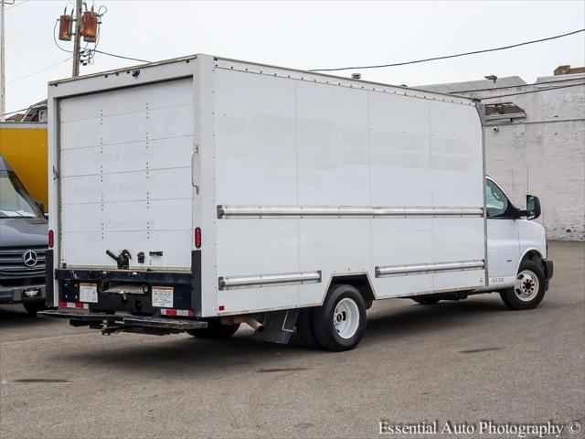 2019 GMC Savana Cutaway Work Van