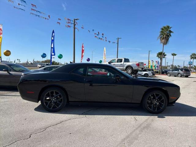 2022 Dodge Challenger SXT