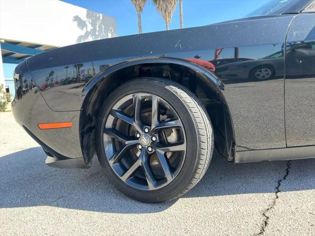 2022 Dodge Challenger SXT