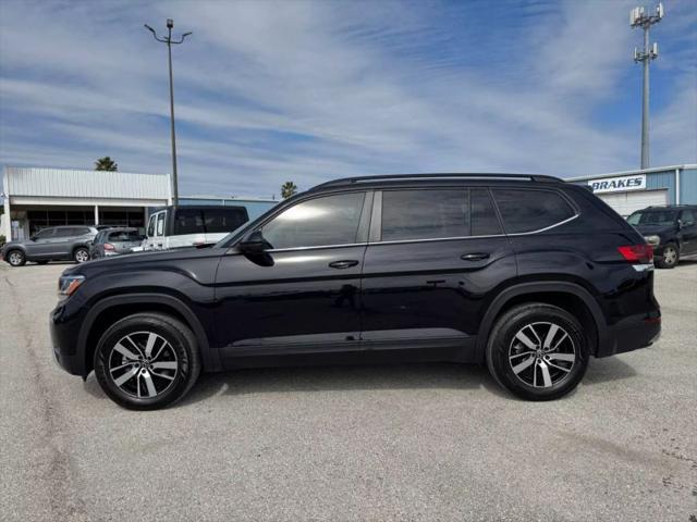 2023 Volkswagen Atlas 2.0T SE