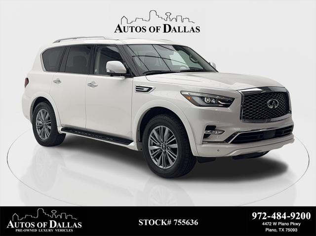 2023 INFINITI QX80 LUXE