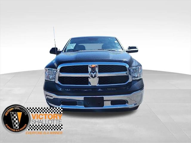 2022 RAM 1500 Classic SLT Crew Cab 4x2 57 Box
