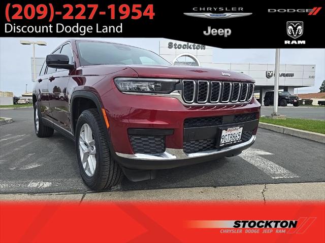 2023 Jeep Grand Cherokee L Laredo 4x4