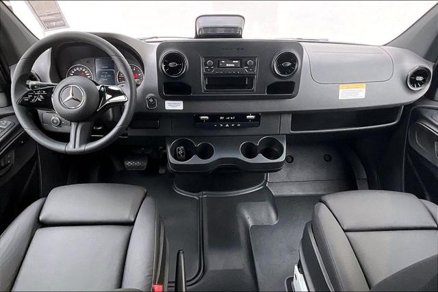 2025 Mercedes-Benz Sprinter 2500 Standard Roof 4-Cyl Diesel HO