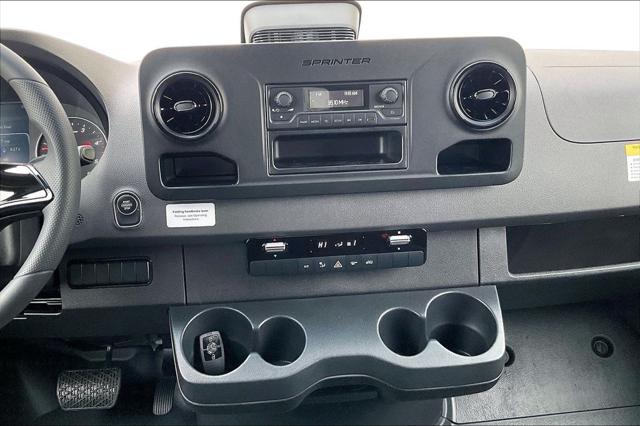 2025 Mercedes-Benz Sprinter 2500 Standard Roof 4-Cyl Diesel HO