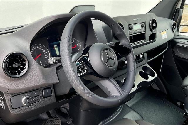 2025 Mercedes-Benz Sprinter 2500 Standard Roof 4-Cyl Diesel HO