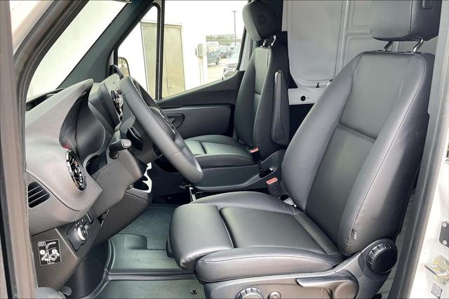 2025 Mercedes-Benz Sprinter 2500 Standard Roof 4-Cyl Diesel HO