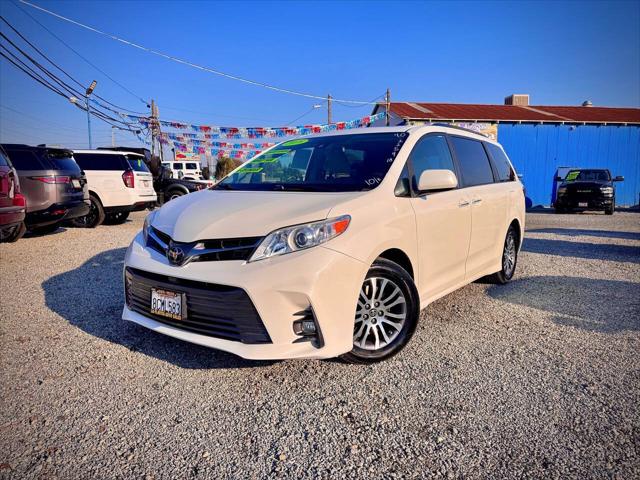 2018 Toyota Sienna XLE 7 Passenger