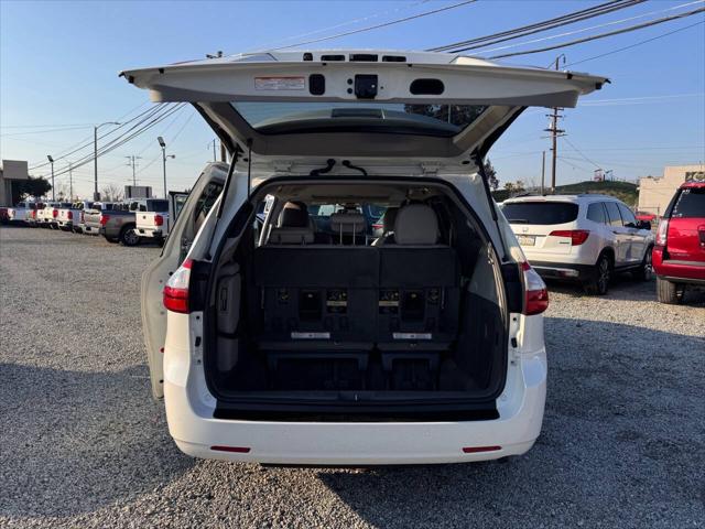 2018 Toyota Sienna XLE 7 Passenger