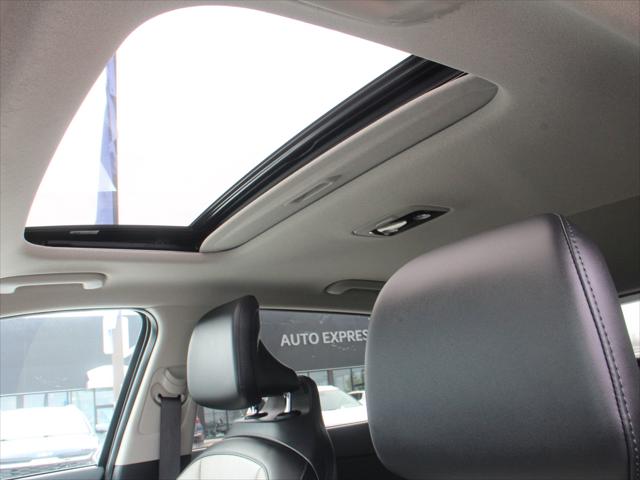 2023 Kia Niro SX Touring