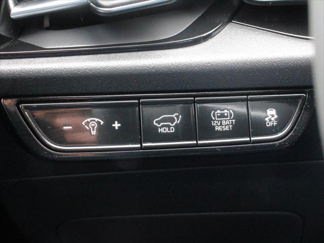 2023 Kia Niro SX Touring