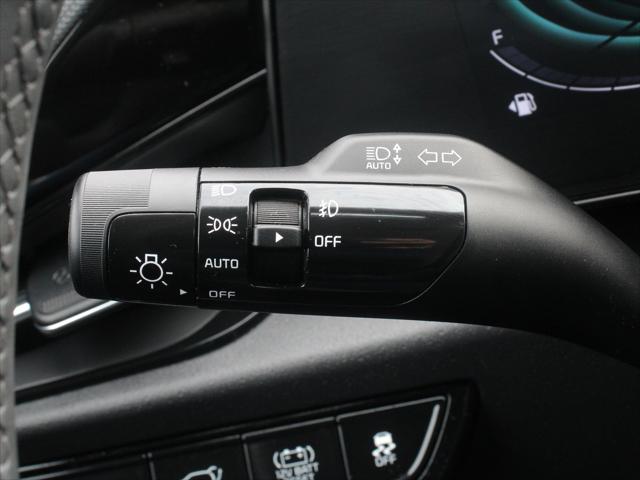 2023 Kia Niro SX Touring