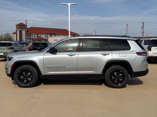 2025 Jeep Grand Cherokee GRAND CHEROKEE L ALTITUDE X 4X4