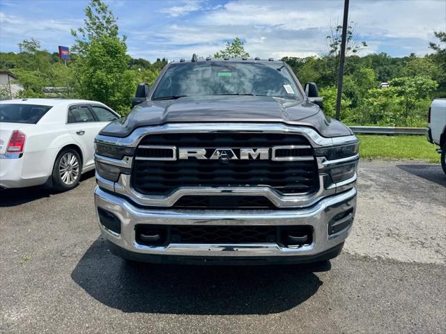 2025 RAM Ram 2500 RAM 2500 TRADESMAN CREW CAB 4X4 8 BOX