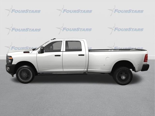 2025 RAM Ram 3500 RAM 3500 TRADESMAN CREW CAB 4X4 8 BOX