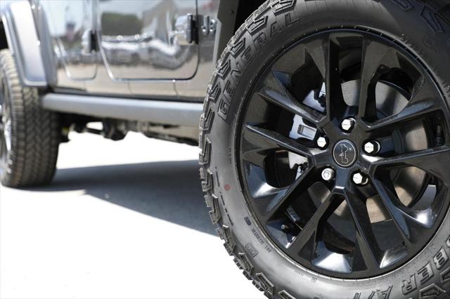 2025 Jeep Gladiator GLADIATOR NIGHTHAWK 4X4