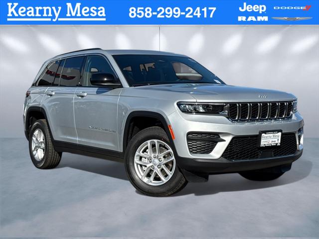 2025 Jeep Grand Cherokee GRAND CHEROKEE LAREDO X 4X2