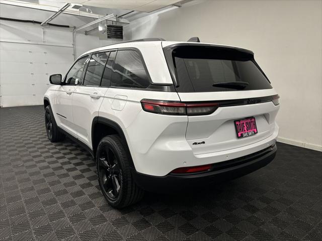 2025 Jeep Grand Cherokee GRAND CHEROKEE ALTITUDE 4X4
