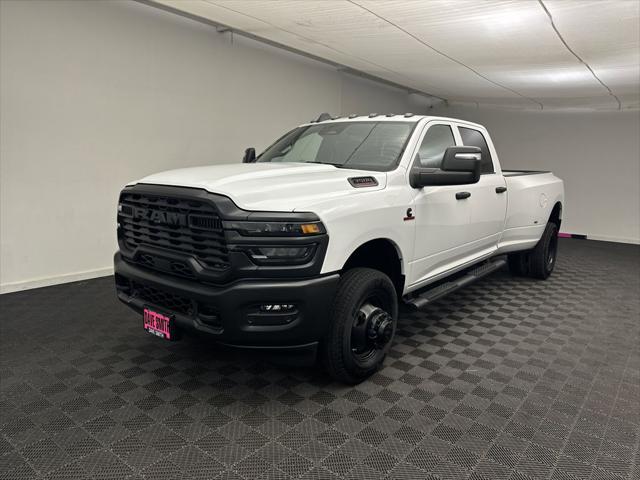 2025 RAM Ram 3500 RAM 3500 TRADESMAN CREW CAB 4X4 8 BOX