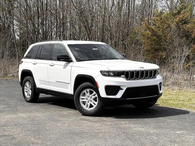 2025 Jeep Grand Cherokee GRAND CHEROKEE LAREDO 4X4