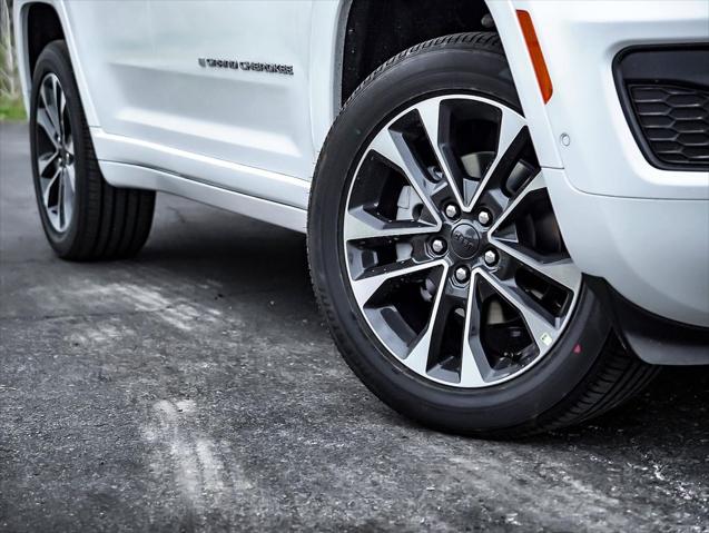 2025 Jeep Grand Cherokee GRAND CHEROKEE OVERLAND 4X4