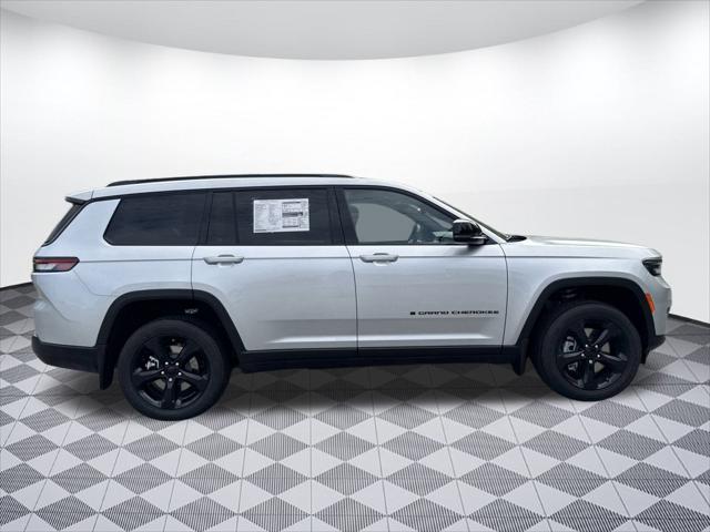 2025 Jeep Grand Cherokee GRAND CHEROKEE L ALTITUDE X 4X2