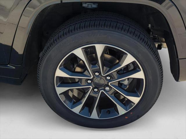 2025 Jeep Grand Cherokee Overland 4x4