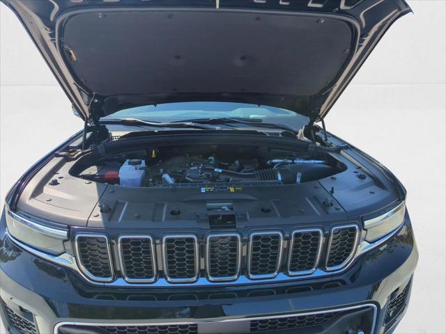 2025 Jeep Grand Cherokee Overland 4x4
