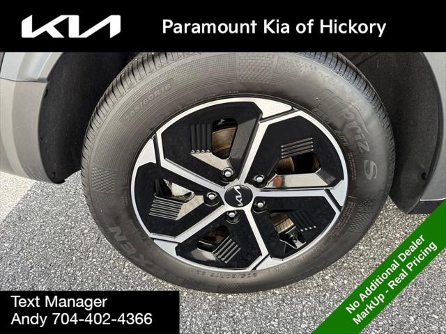 2025 Kia Niro EX