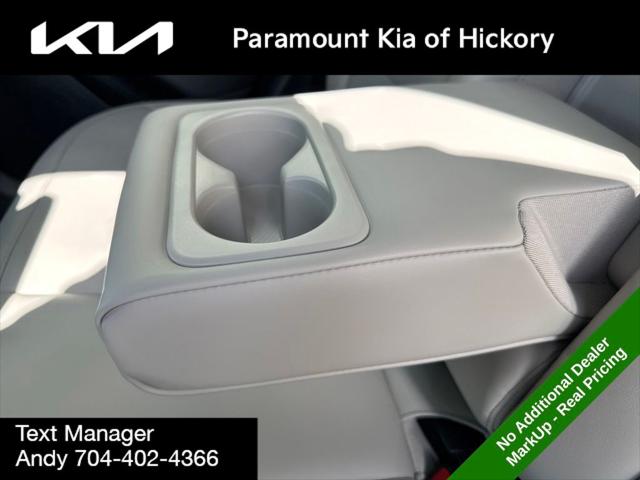 2025 Kia Niro EX
