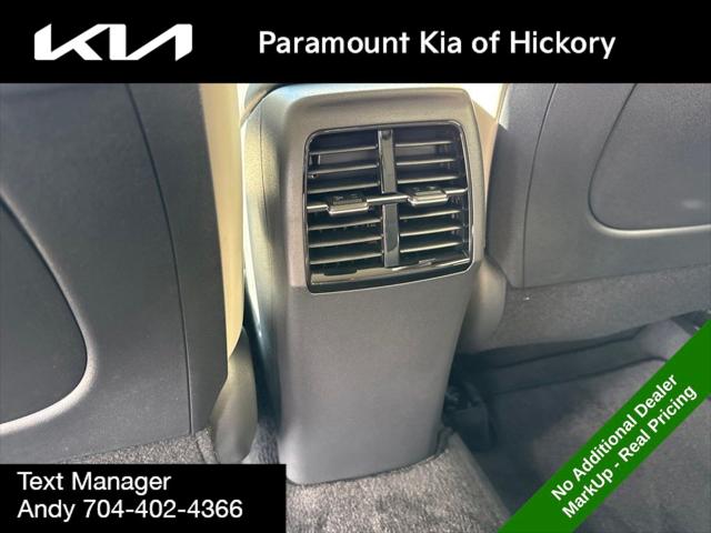 2025 Kia Niro EX