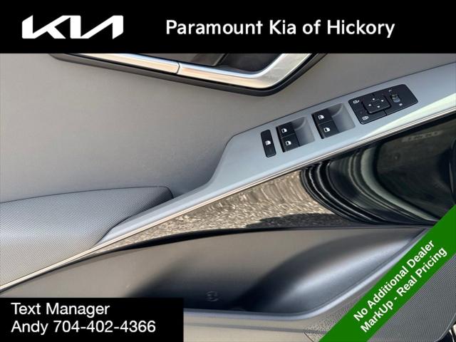 2025 Kia Niro EX