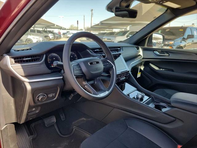 2025 Jeep Grand Cherokee GRAND CHEROKEE L ALTITUDE 4X2