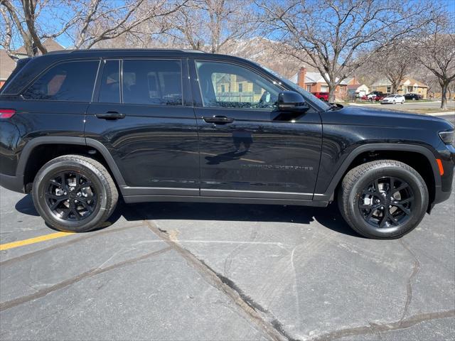 2025 Jeep Grand Cherokee GRAND CHEROKEE ALTITUDE X 4X4