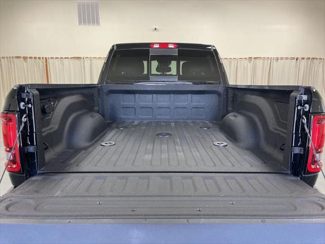 2025 Ram 2500 Tradesman Crew Cab 4x4 6'4" Box