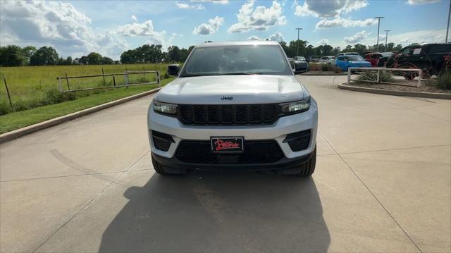 2025 Jeep Grand Cherokee GRAND CHEROKEE ALTITUDE 4X4