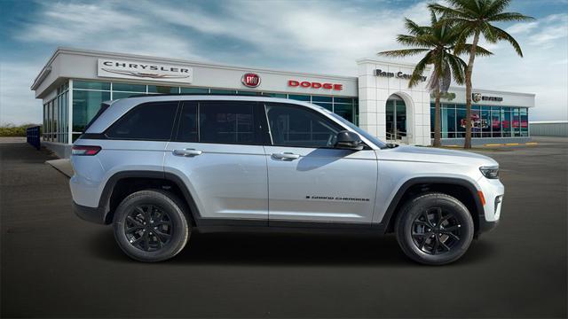 2025 Jeep Grand Cherokee GRAND CHEROKEE ALTITUDE 4X2