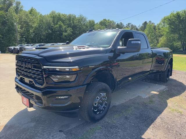 2025 RAM Ram 3500 RAM 3500 LIMITED CREW CAB 4X4 8 BOX
