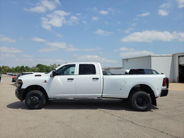 2025 RAM Ram 3500 RAM 3500 TRADESMAN CREW CAB 4X4 8 BOX
