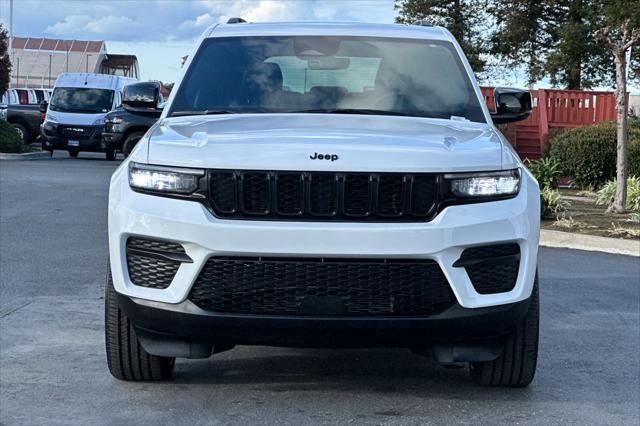 2025 Jeep Grand Cherokee GRAND CHEROKEE ALTITUDE X 4X4