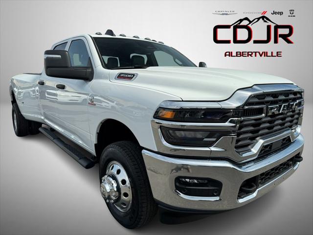 2025 RAM Ram 3500 RAM 3500 TRADESMAN CREW CAB 4X4 8 BOX