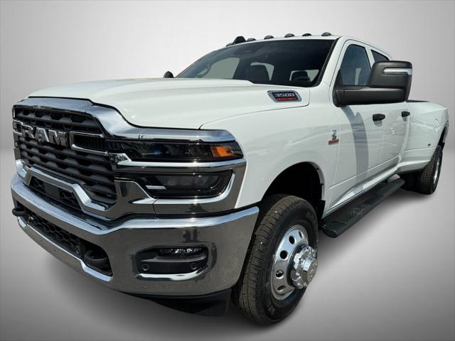 2025 RAM Ram 3500 RAM 3500 TRADESMAN CREW CAB 4X4 8 BOX