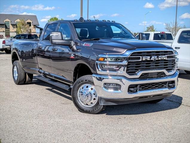 2025 RAM Ram 3500 RAM 3500 TRADESMAN CREW CAB 4X4 8 BOX