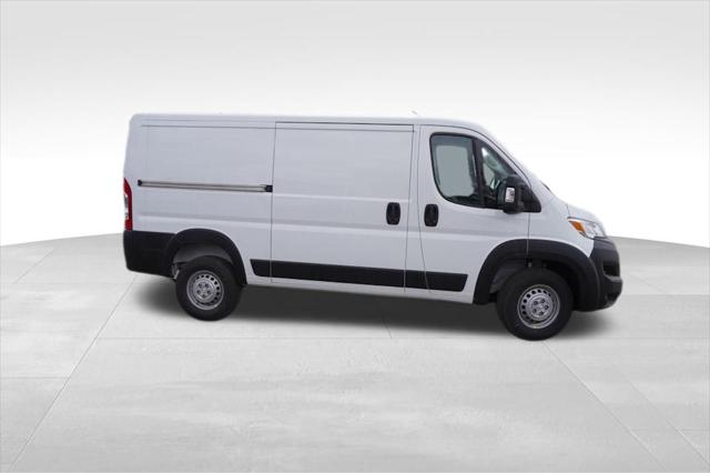 2025 RAM Ram ProMaster RAM PROMASTER 1500 TRADESMAN CARGO VAN LOW ROOF 136 WB