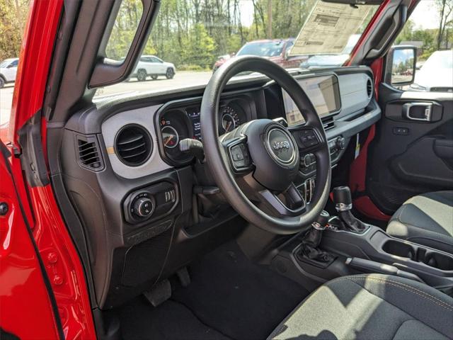 2025 Jeep Gladiator GLADIATOR NIGHTHAWK 4X4