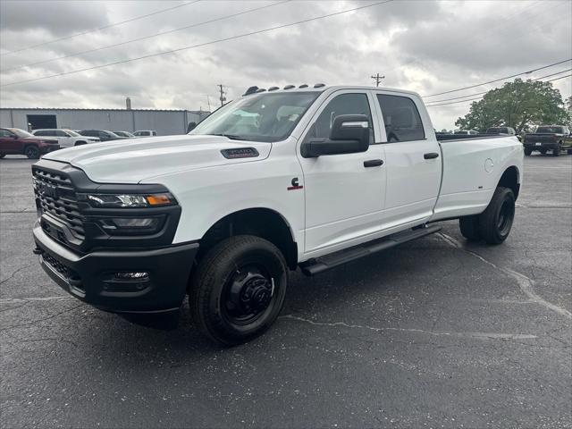 2025 RAM Ram 3500 RAM 3500 TRADESMAN CREW CAB 4X4 8 BOX